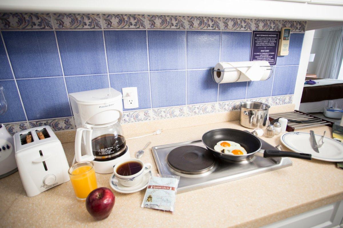 Equipped kitchenette